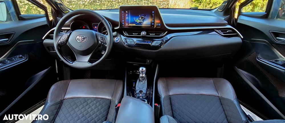 Toyota C-HR Lounge - 26