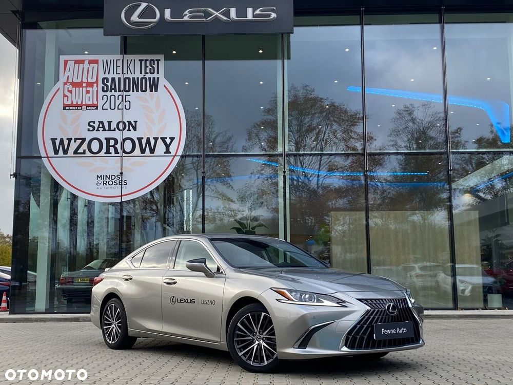 Lexus ES 300h Business Edition - 1