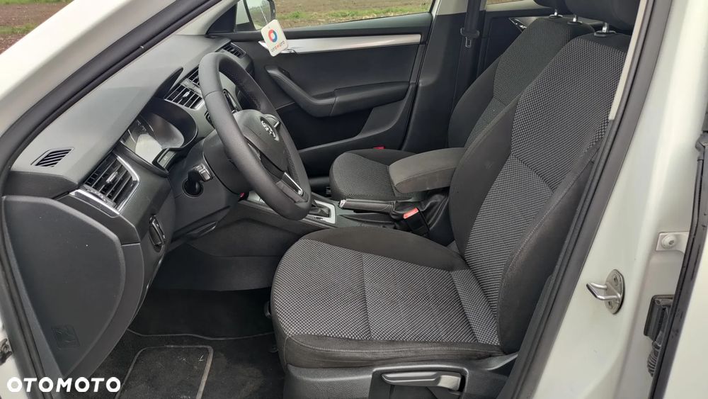 Skoda Octavia 2.0 TDI Green tec DSG Elegance - 24