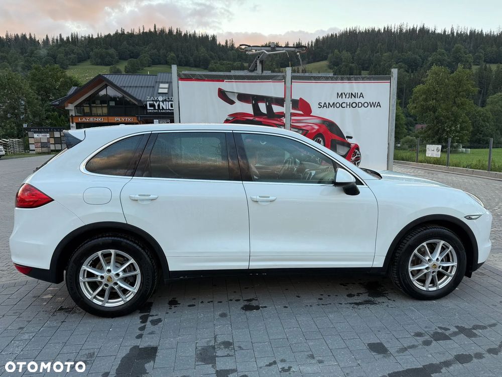 Porsche Cayenne Standard - 6