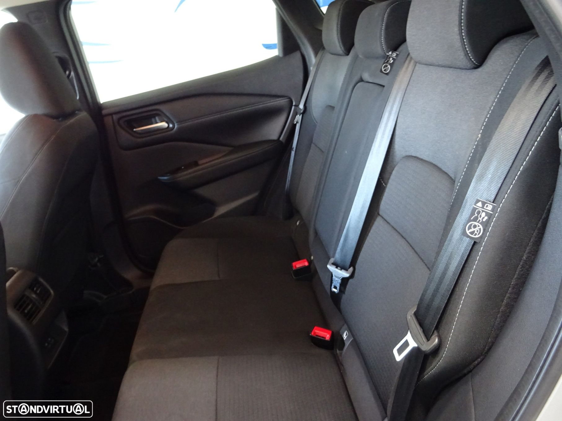 Nissan Qashqai 1.3 DIG-T N-Connecta LED Xtronic - 5