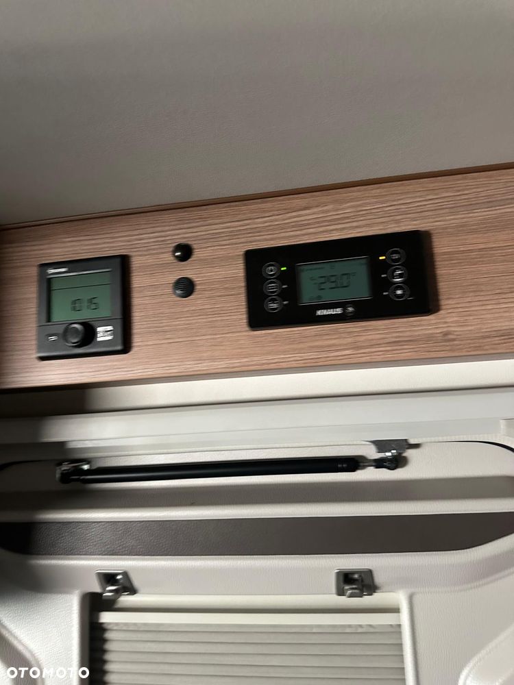 KNAUS LIVE i 700 - 26