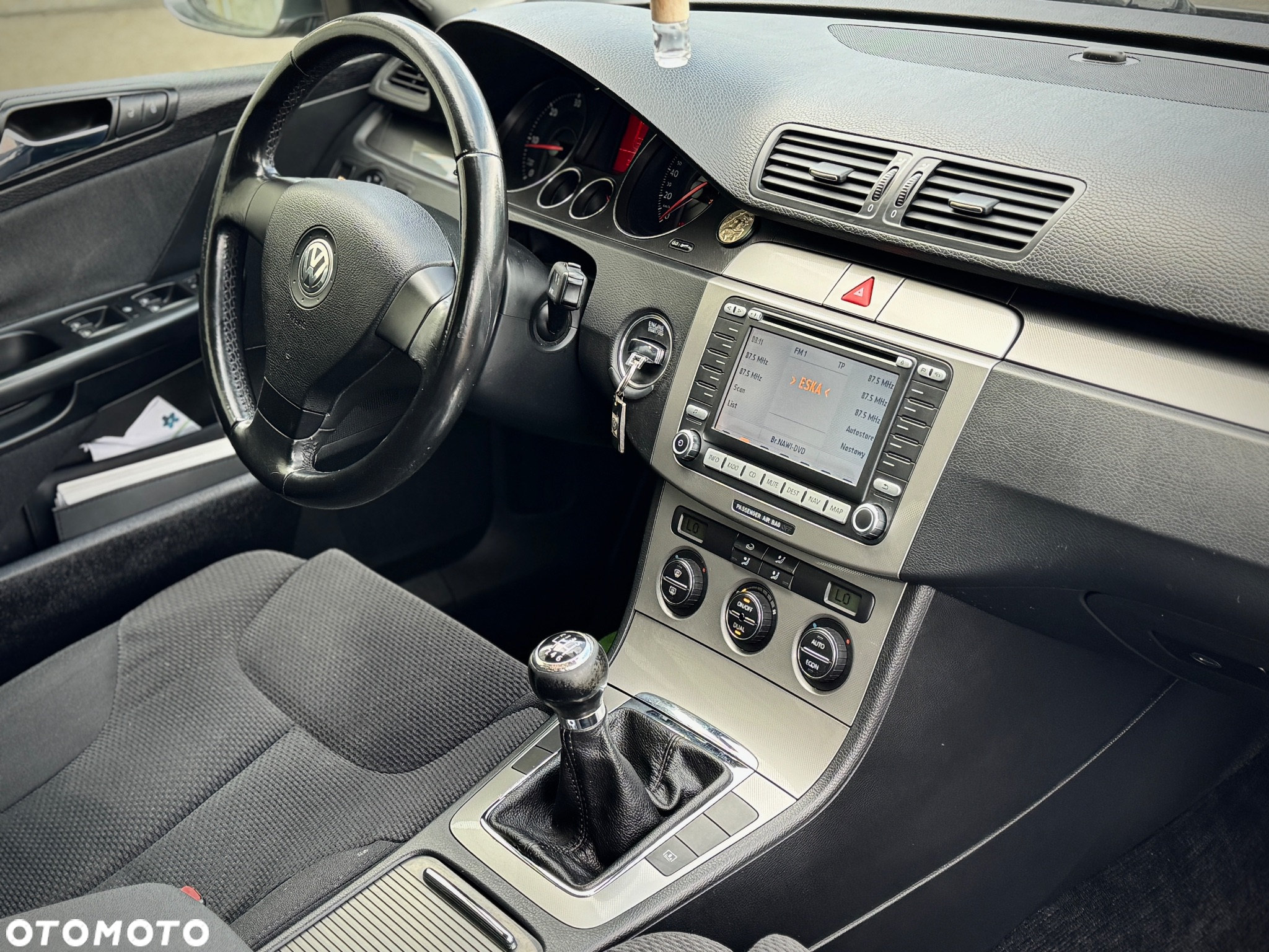 Volkswagen Passat 2.0 TDI Comfortline - 30