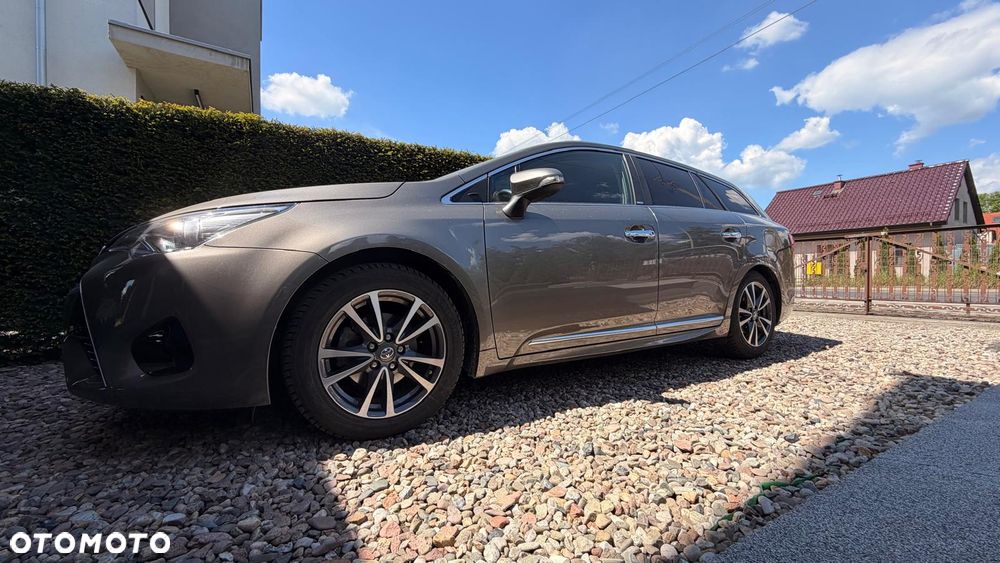 Toyota Avensis 1.8 Selection MS - 2
