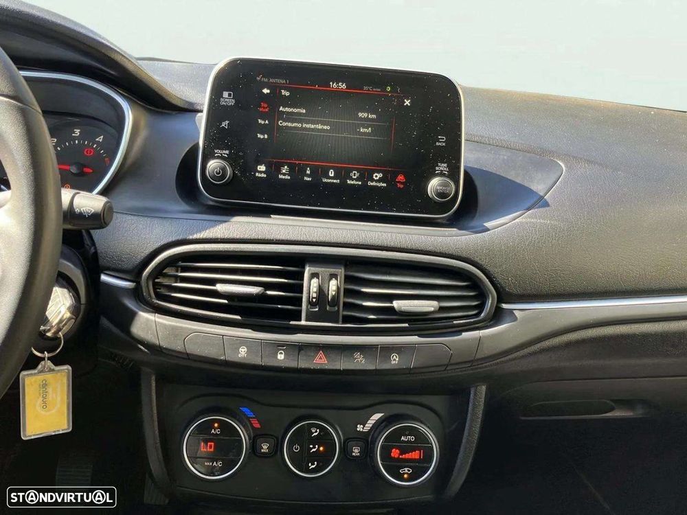 Fiat Tipo Station Wagon 1.6 M-Jet Lounge J17 - 11