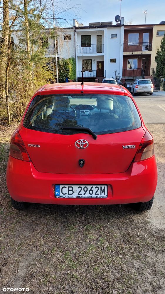 Toyota Yaris - 13
