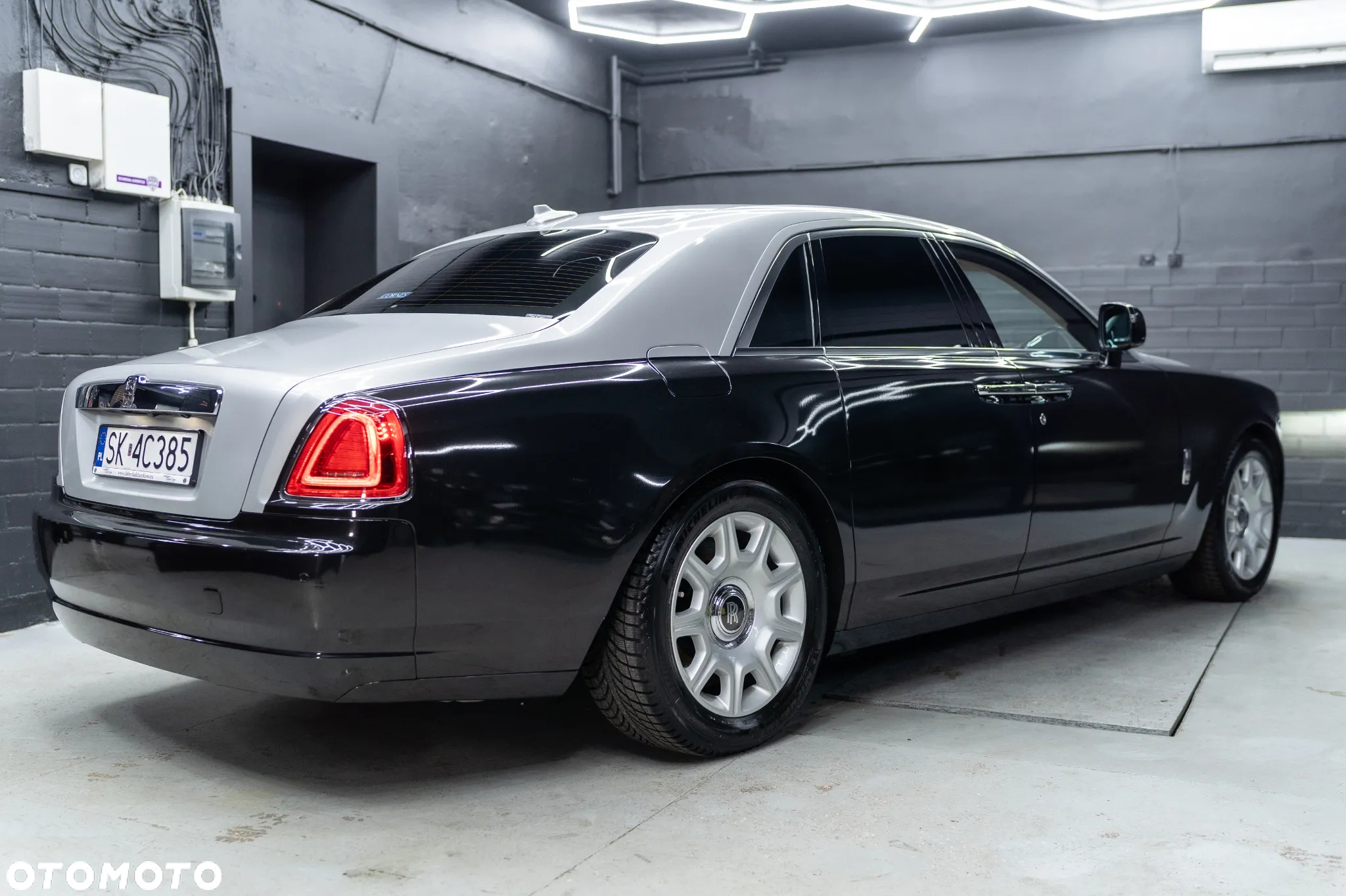 Rolls-Royce Ghost Standard - 8