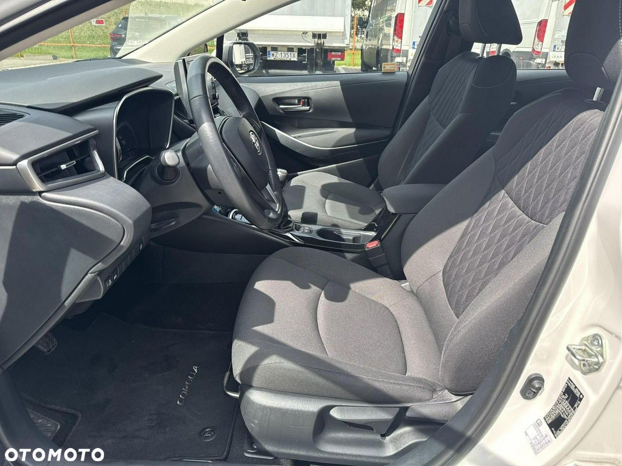 Toyota Corolla 1.5 Comfort - 11