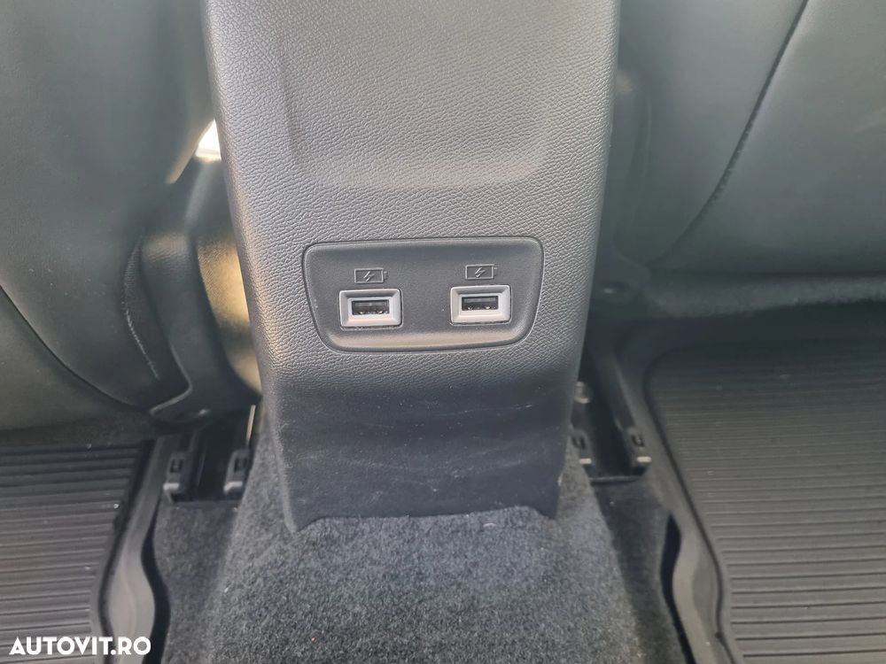 Peugeot 208 1.2 L PureTech STT EAT8 Allure Pack - 21
