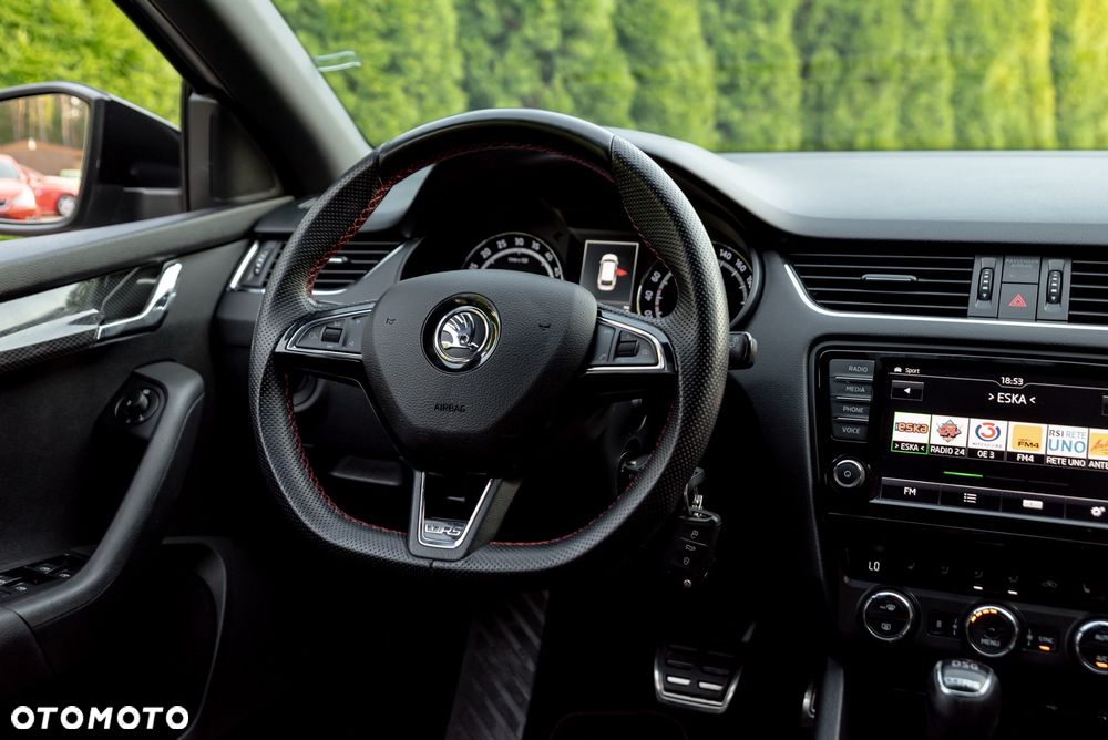 Skoda Octavia 2.0 TDI (Green tec) 4x4 DSG RS - 30