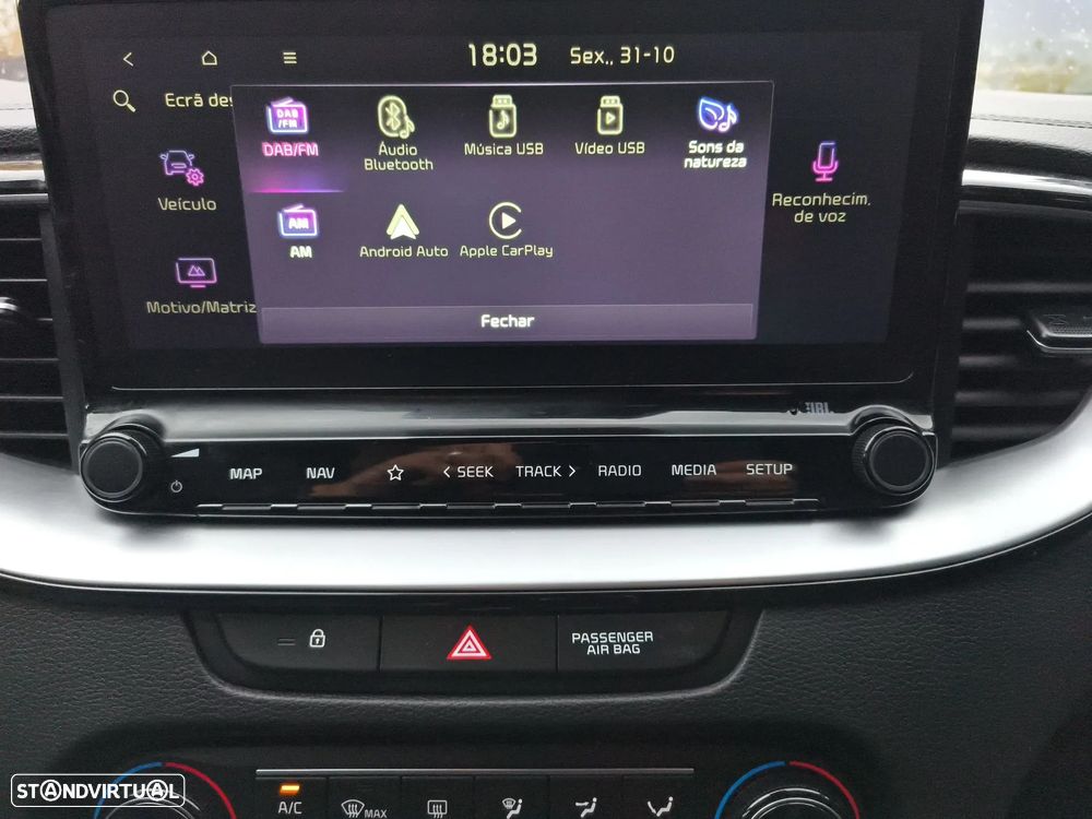 Kia XCeed 1.6 CRDi MHEV Tech - 14