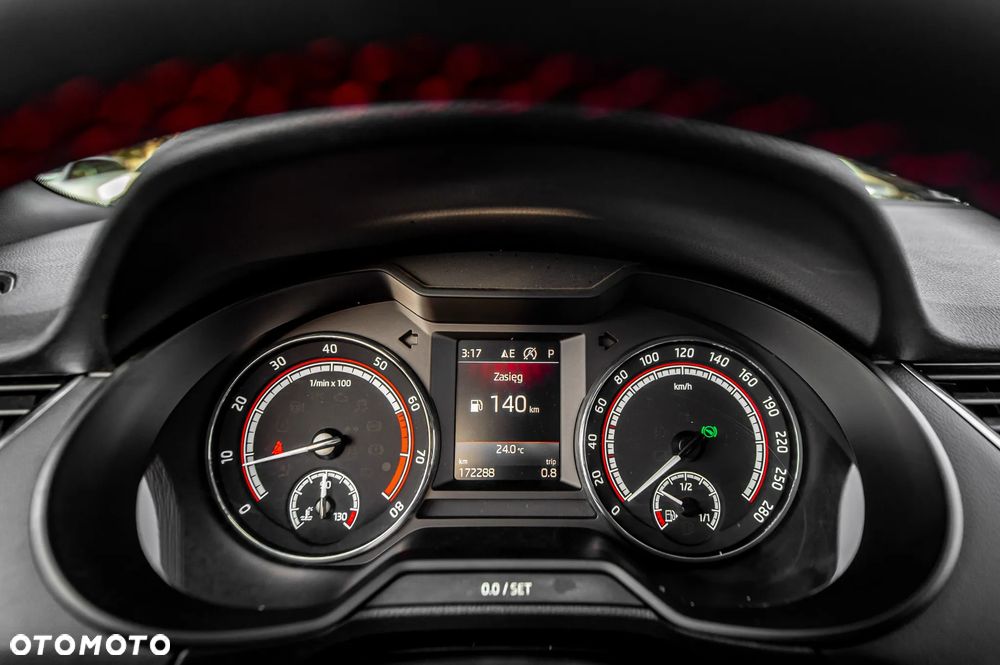 Skoda Octavia 2.0 TSI RS 230 DSG - 29