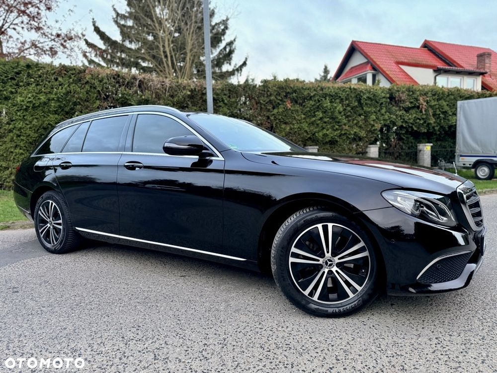 Mercedes-Benz Klasa E 220 d 4-Matic Avantgarde - 11