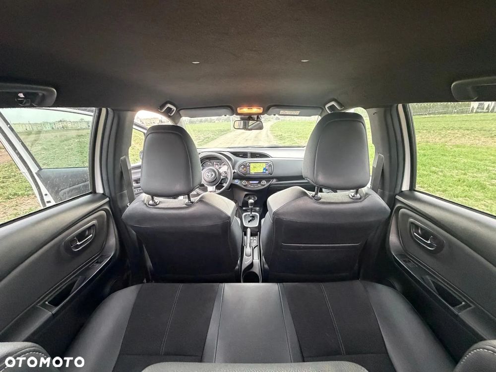 Toyota Yaris 1.5 VVT-i GR Sport - 10