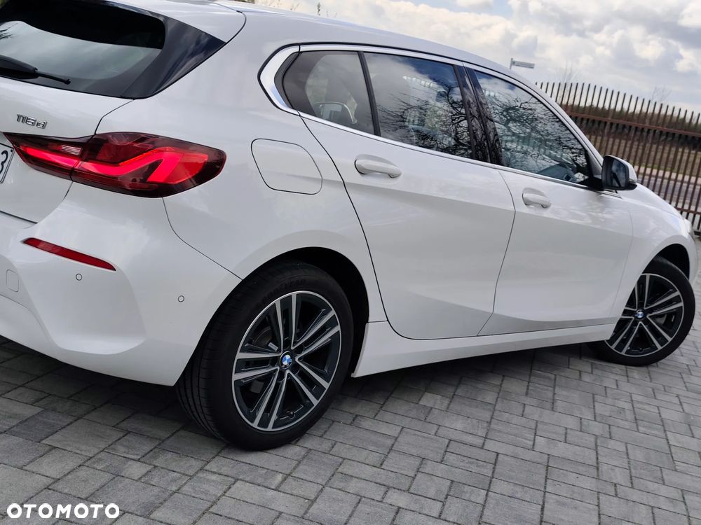 BMW Seria 1 116d Sport Line Shadow - 31