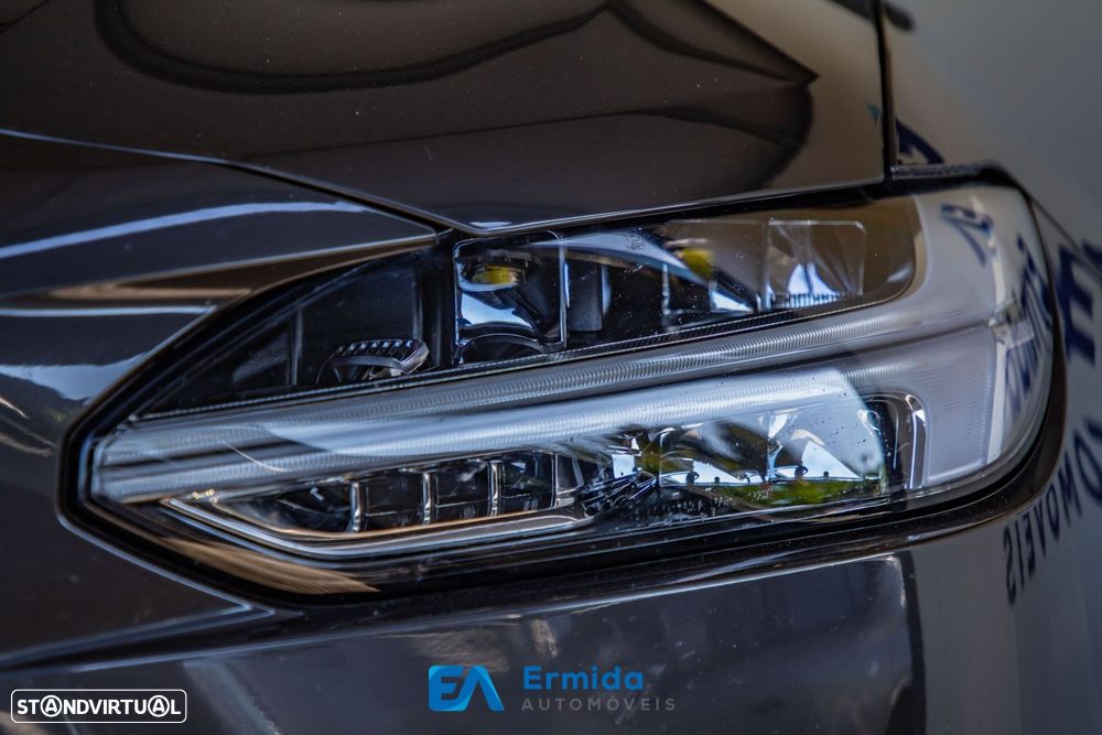 Volvo V90 2.0 T6 PHEV R-Design AWD - 8