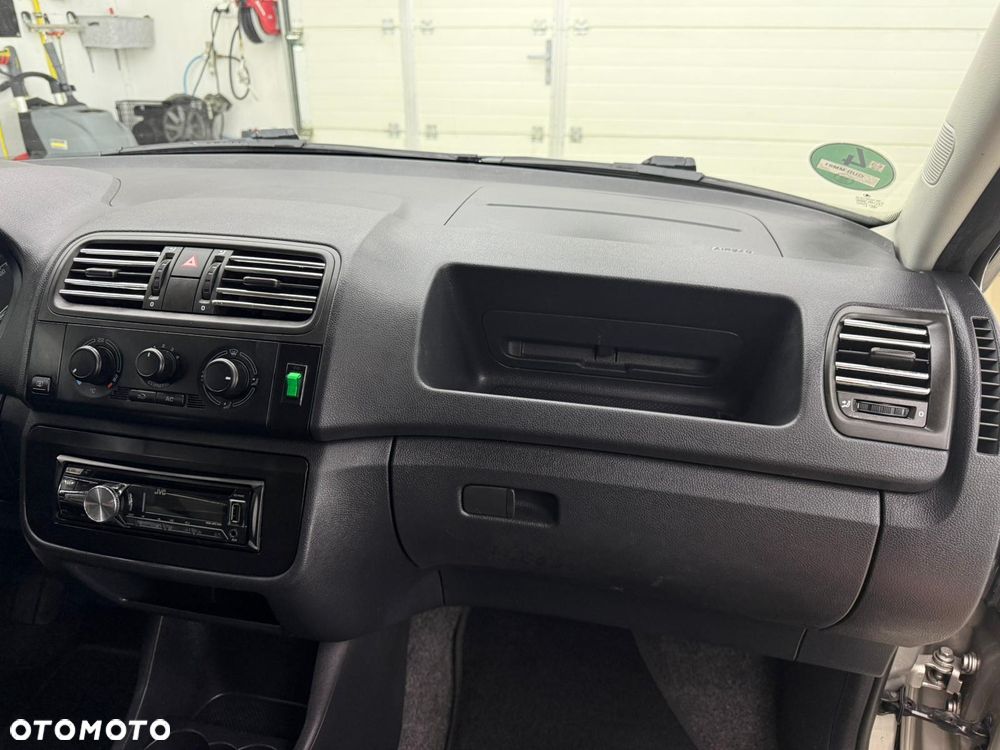 Skoda Fabia - 21