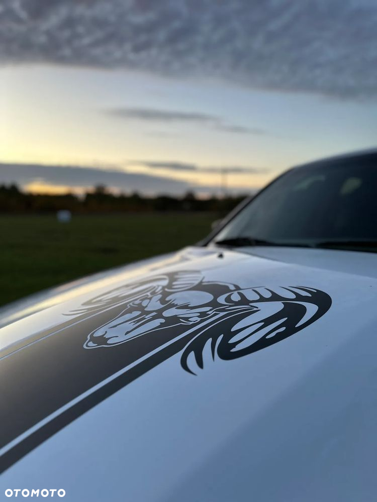 Dodge RAM 1500 5.7 4x4 - 13