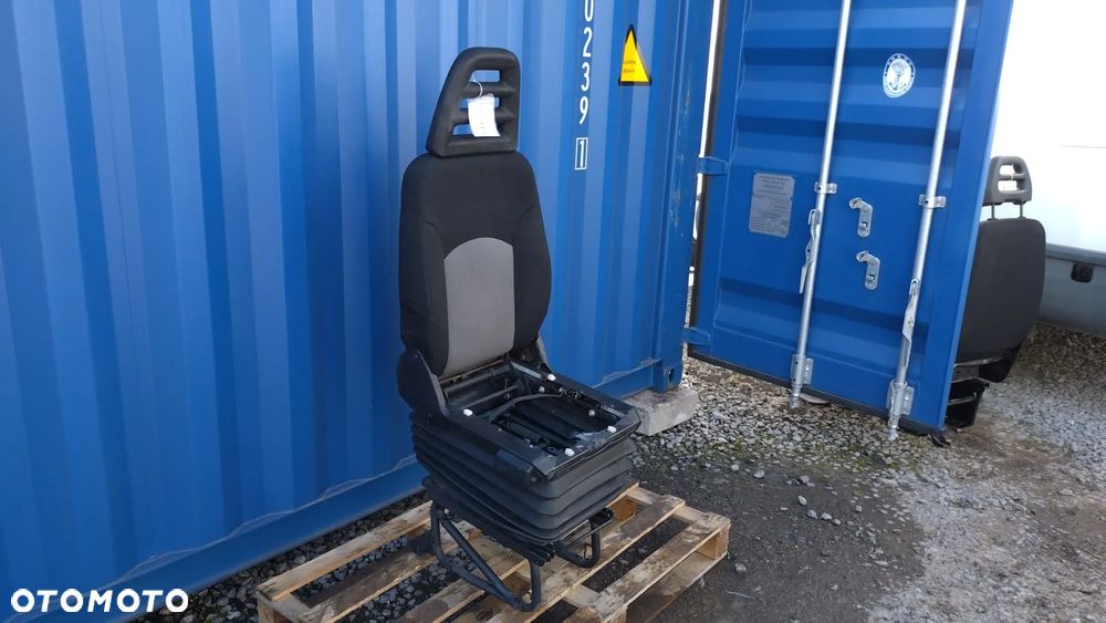 FOTEL KIEROWCY PNEUMATYCZNY EUROPA POMPOWANY IVECO DAILY 99- NO GF1/011 - 2