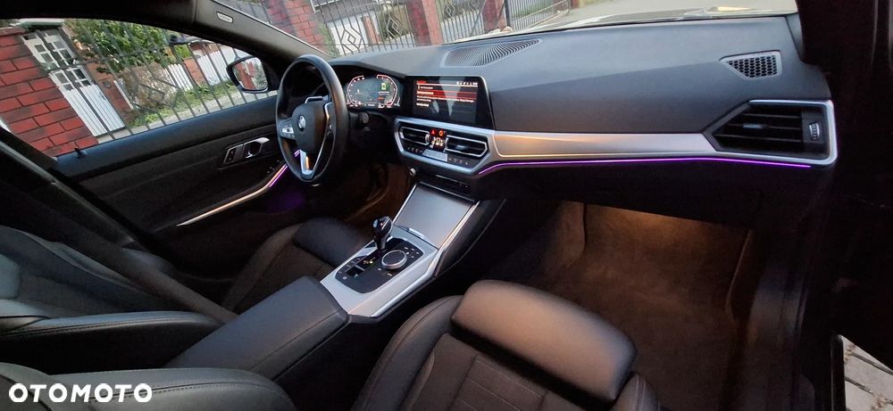 BMW Seria 3 320d Sport Line - 6