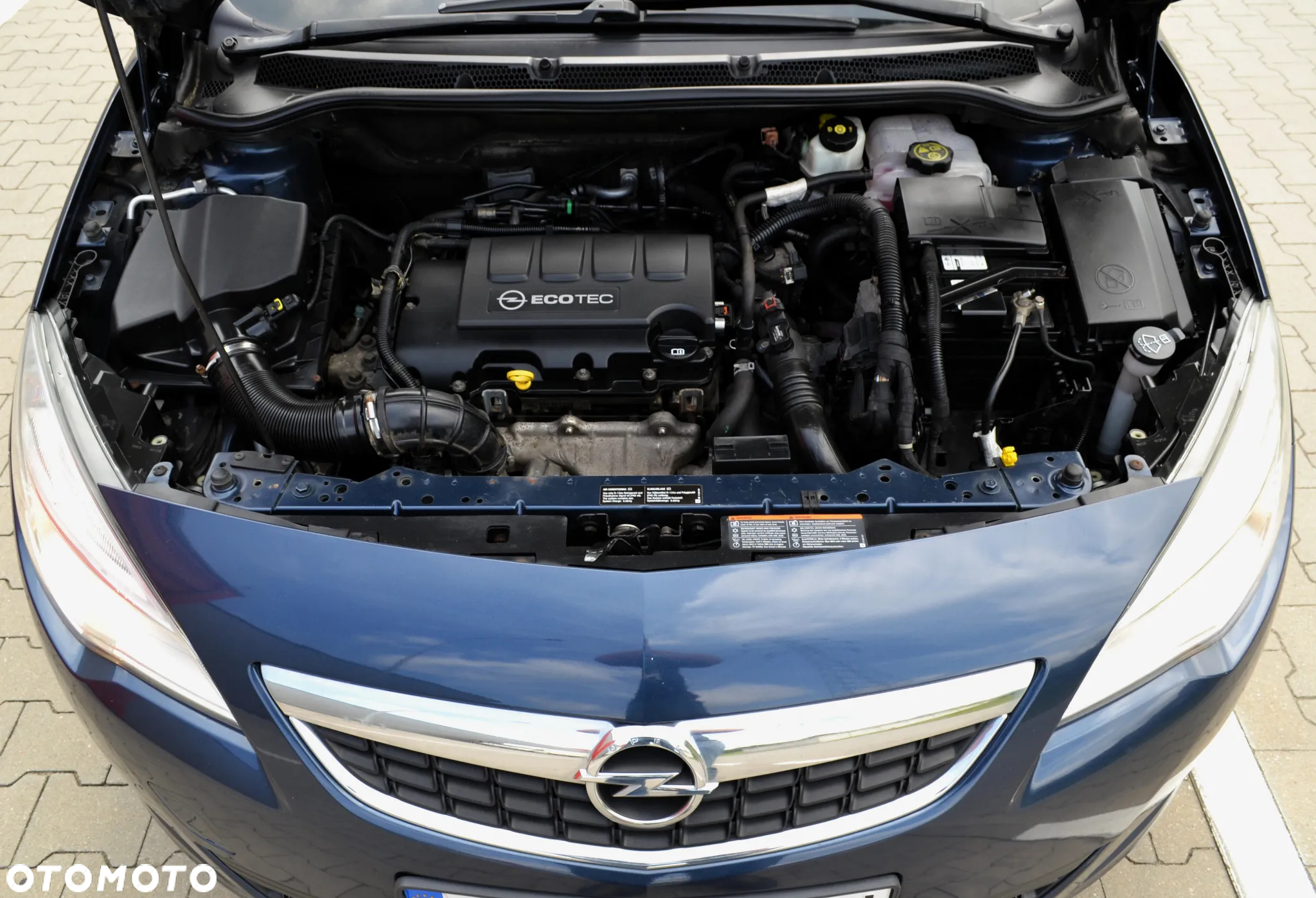 Opel Astra IV 1.4 T Sport - 36