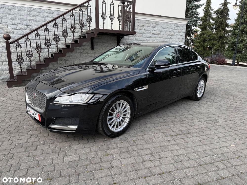 Jaguar XF E-Performance Portfolio - 3