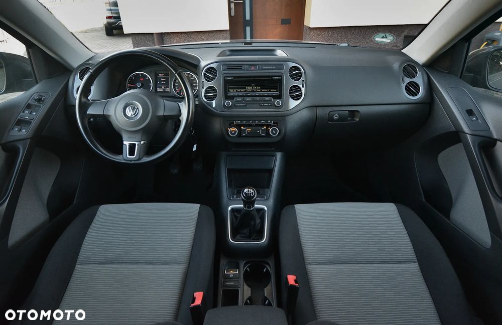 Volkswagen Tiguan 2.0 TDI DPF 4Motion BlueMotion Technology Trend & Fun - 10