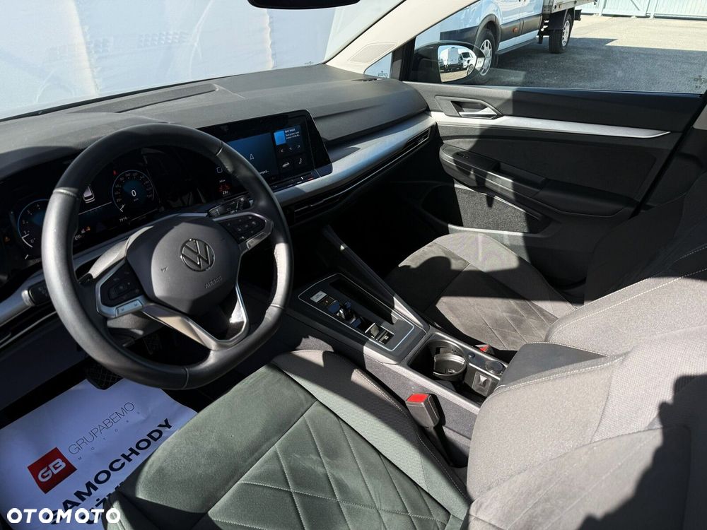 Volkswagen Golf Variant 1.5 eTSI mHEV Life DSG - 13