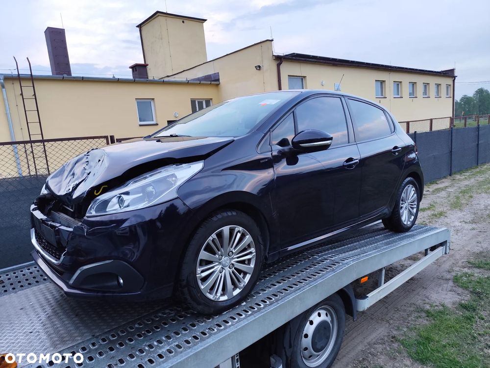 Peugeot 208 PureTech 82 Stop & Start Signature - 15