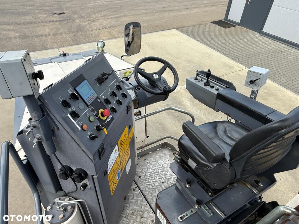 Wirtgen W 50 DC - 19