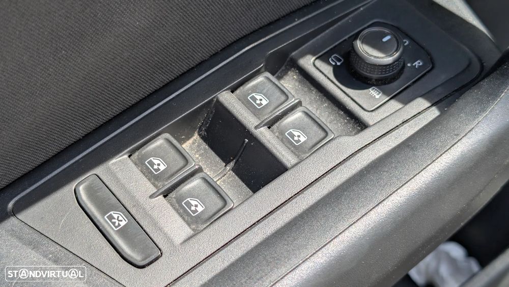 VW T-Roc 1.0 TSI Life - 14