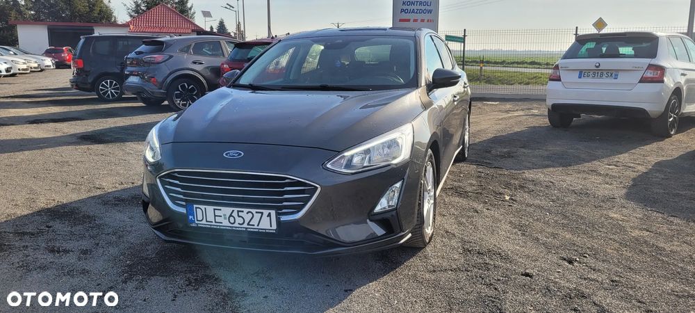 Ford Focus 1.0 EcoBoost Titanium - 1