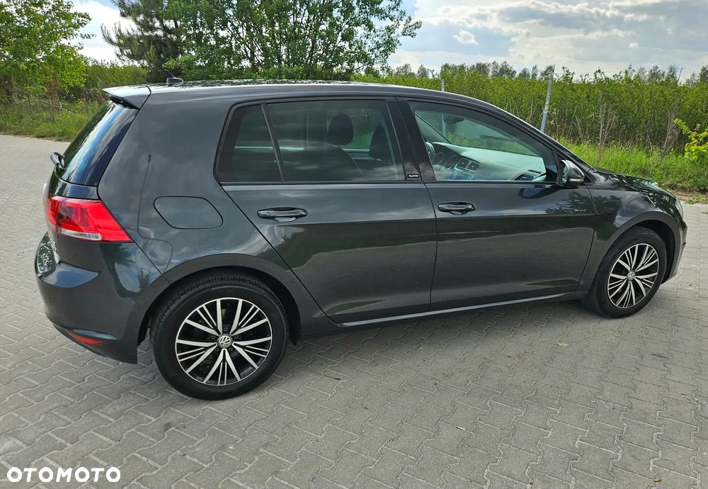 Volkswagen Golf 1.4 TSI BlueMotion Technology Allstar - 4