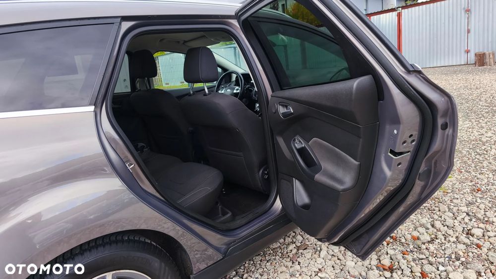 Ford Focus Turnier 1.6 EcoBoost Start-Stopp-System Titanium - 32