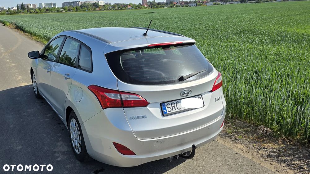 Hyundai i30 1.6 CRDi Classic + - 4