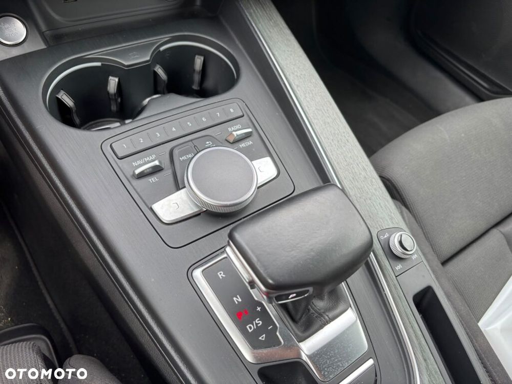 Audi A4 Avant 35 TDI S tronic sport - 9