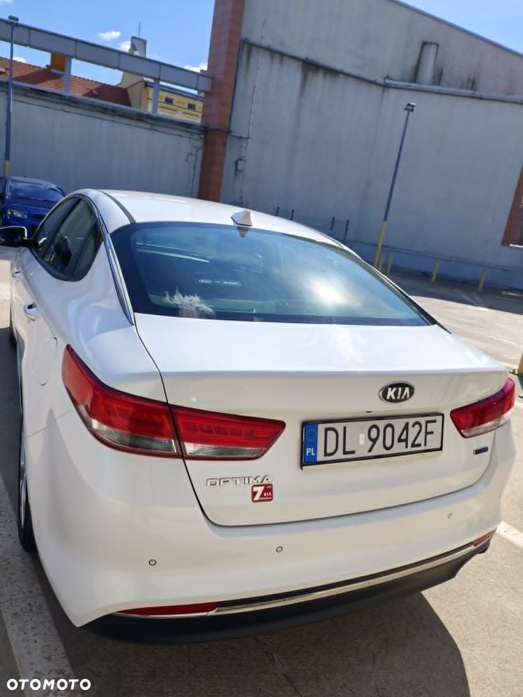Kia Optima 1.7 CRDI L - 4