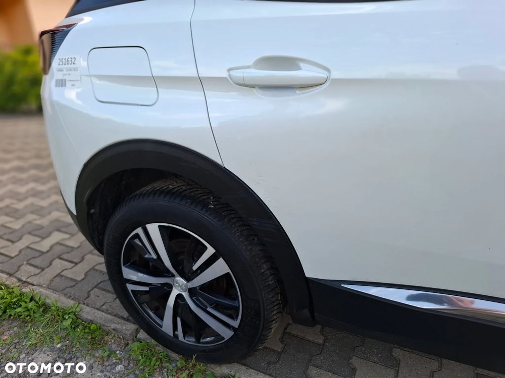 Peugeot 3008 PureTech 130 Stop & Start GPF Allure - 13