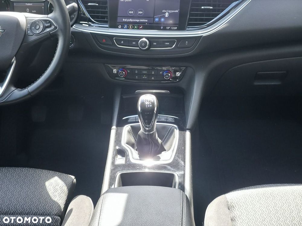 Opel Insignia - 16