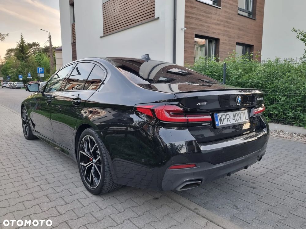 BMW Seria 5 520d xDrive MHEV M Sport sport - 37