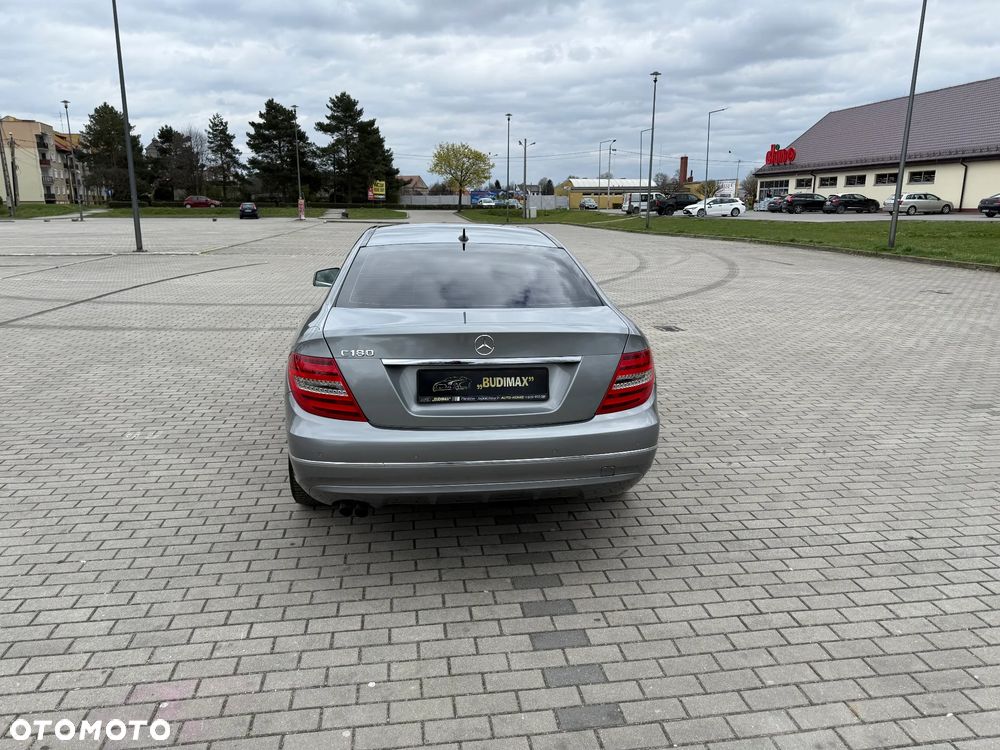 Mercedes-Benz Klasa C 180 BlueEFFICIENCY - 9