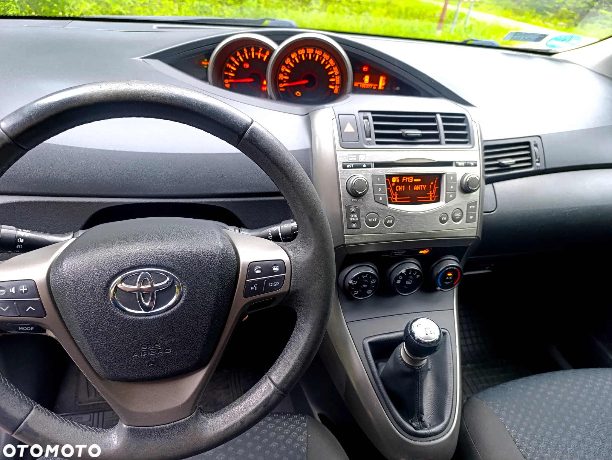 Toyota Verso 1.6 Sol EU5 7os - 9