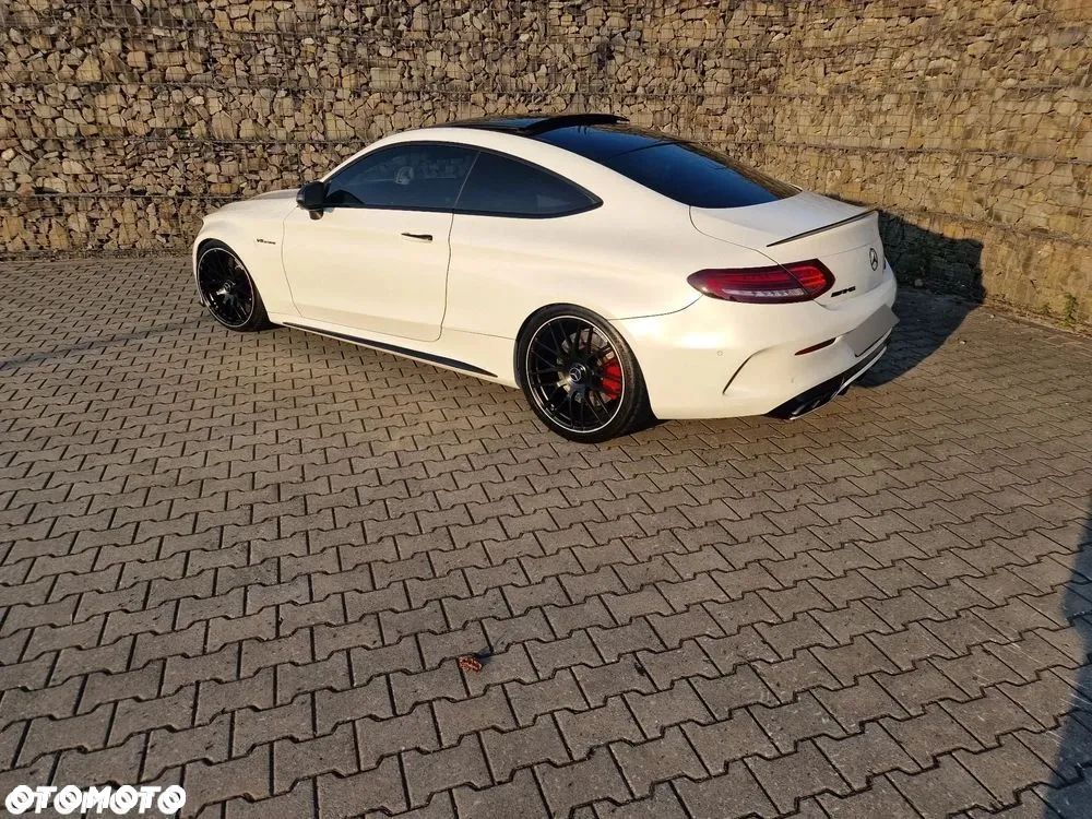 Mercedes-Benz Klasa C AMG 63 Coupe S AMG Speedshift 7G-MCT Edition 1 - 16
