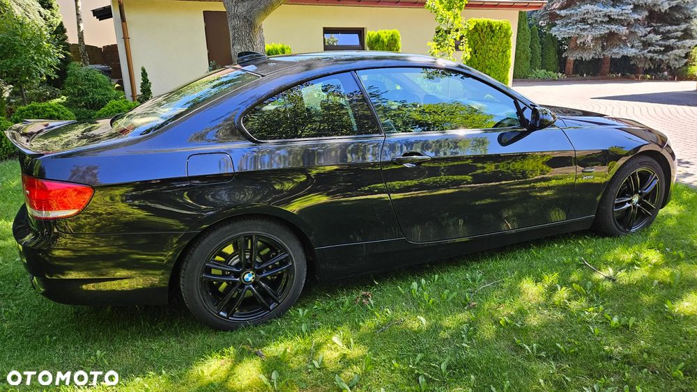 BMW Seria 3 335i xDrive - 7
