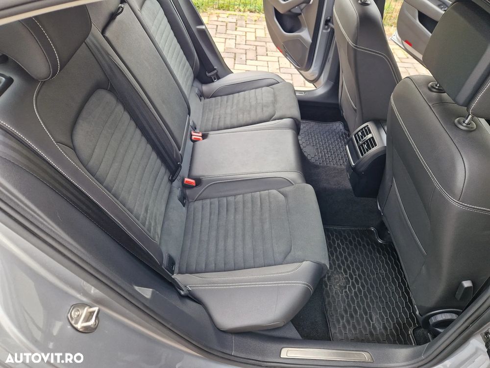 Volkswagen Passat - 21