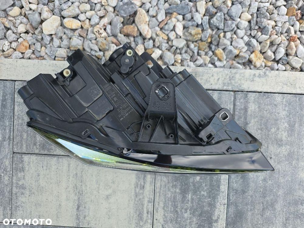 AUDI Q2 SQ2 81A LIFT Lampa prawa przód Kompletna Full Led Matrix 81A941036D - 5