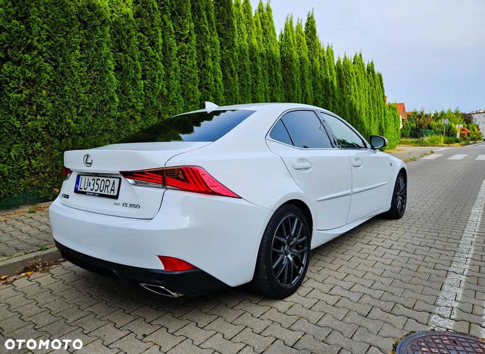 Lexus IS - 17