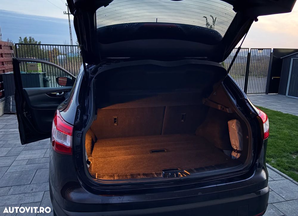 Nissan Qashqai 1.6 DCI Start/Stop X-TRONIC N-Connecta - 14