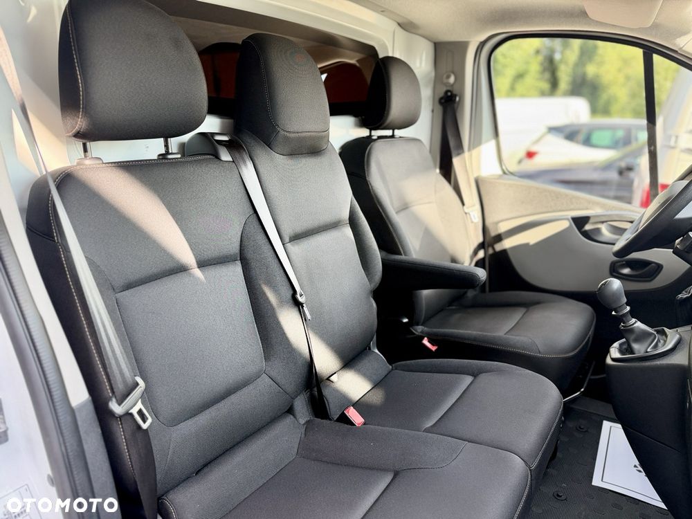 Renault Trafic - 16