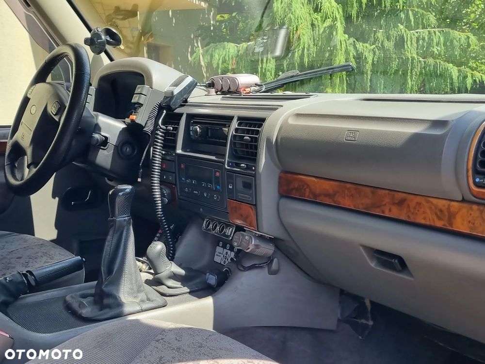 Land Rover Discovery - 20